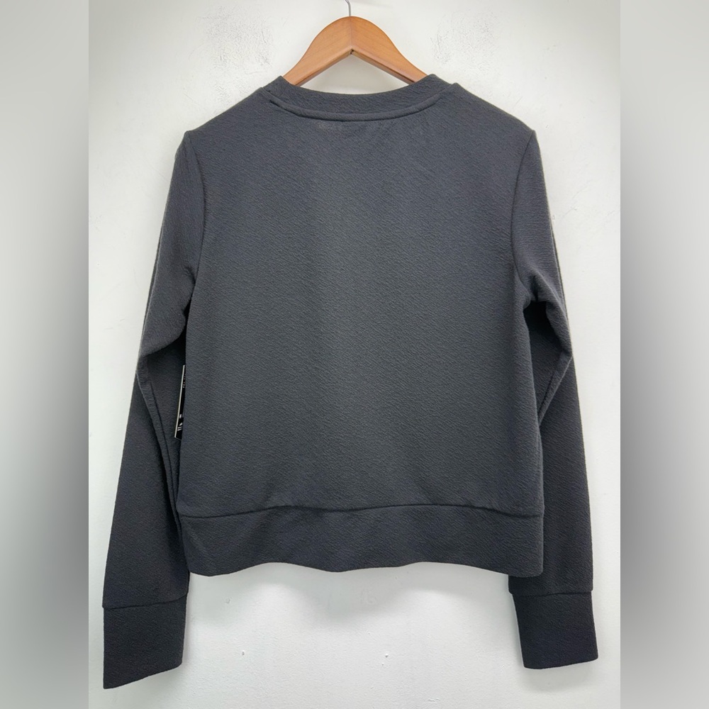 Avia size Medium Women’s Black Textured Long Sleeve Tee NWT - Picture 5 of 5